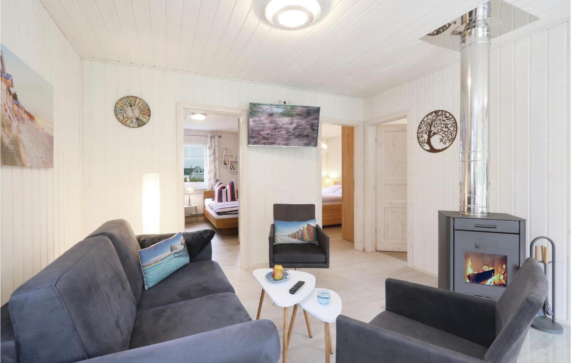 Holiday home In With House Sea View